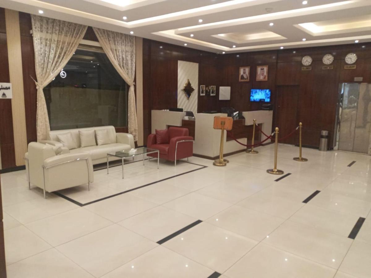 Hotel اوتار التميز للشقق المخدومه Riyad